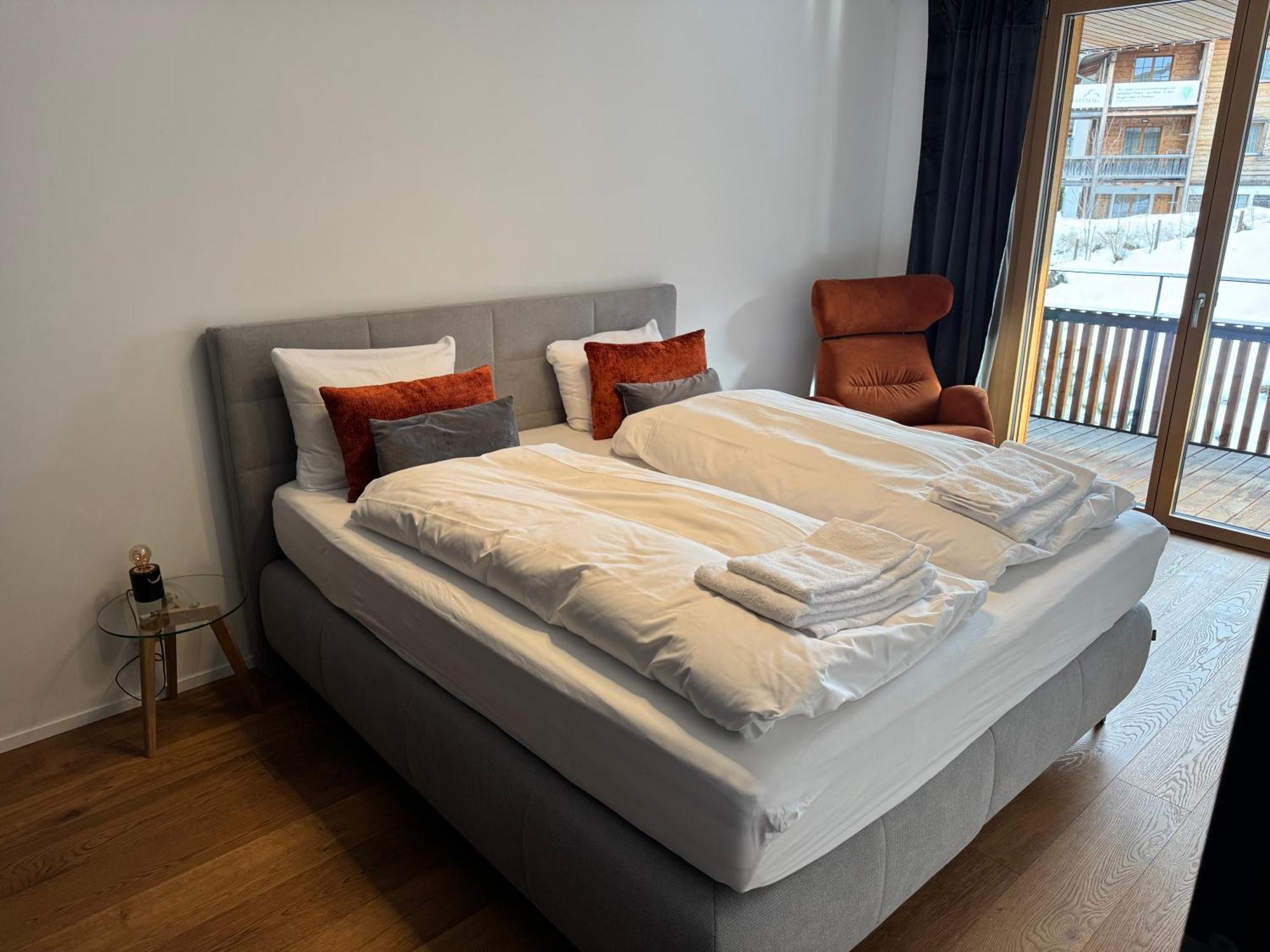 Beautiful Sunny New 1 Bed Apt Flims Exteriör bild